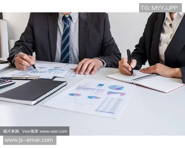 上海足球队团队协作表现的数据分析与提升策略探讨