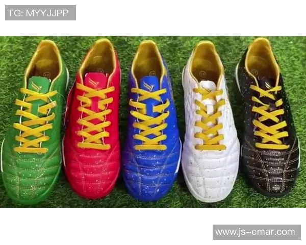 探索足球鞋鞋带的24种创意系法提升你的球场表现与风格