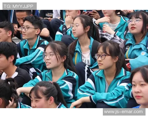 西安羽毛球队成长纪实:从青涩到辉煌的奋斗历程与心路历程 西安羽毛球队成长纪实:从青涩到辉煌的奋斗历程与心路历程